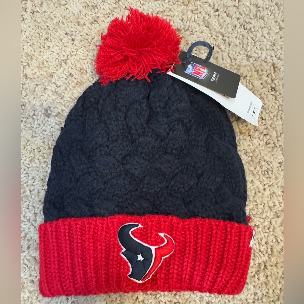 NWT Women’s Texans Matterhorn Knit Pompom Hat